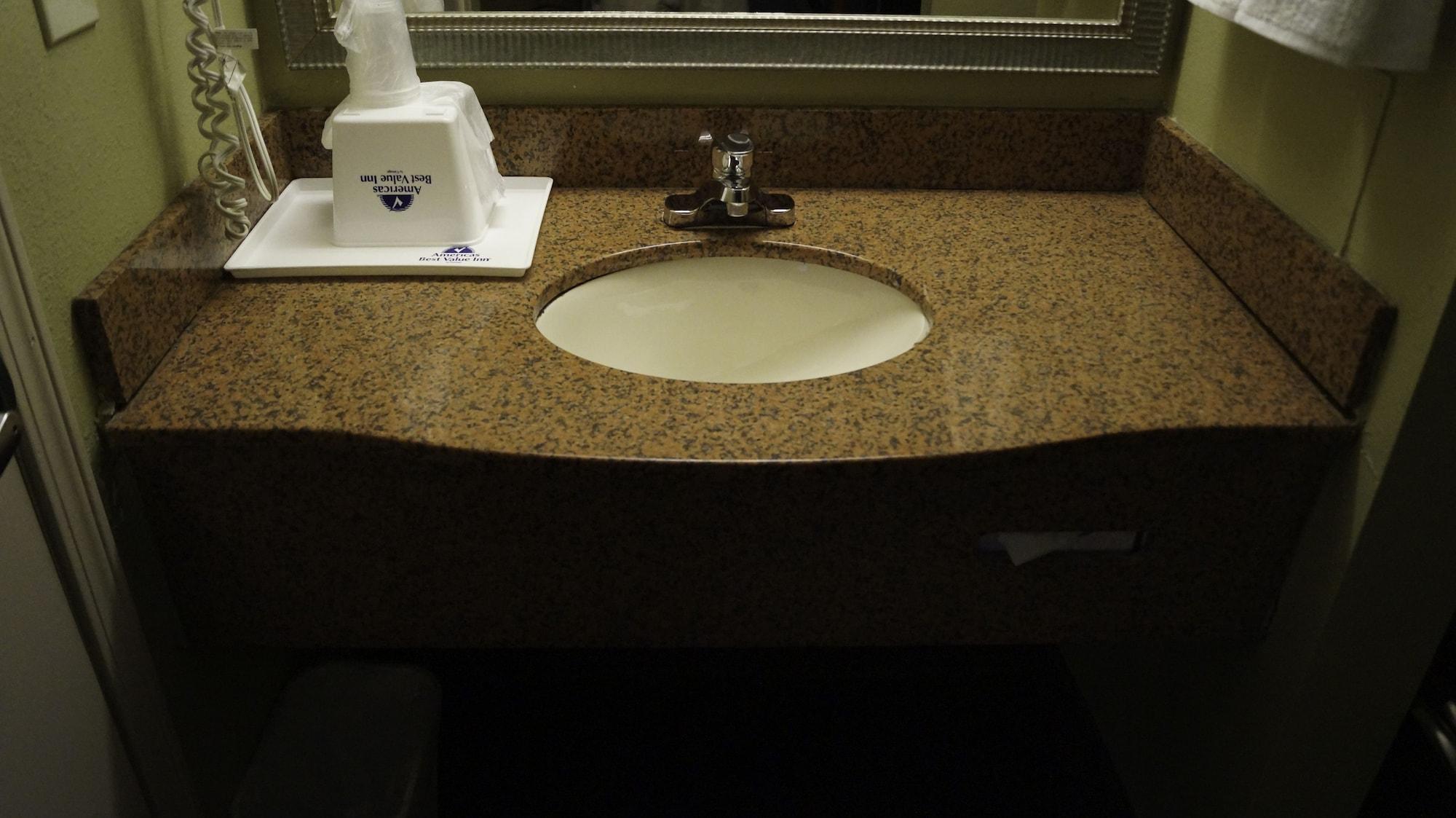Americas Best Value Inn St. Louis Downtown Kültér fotó